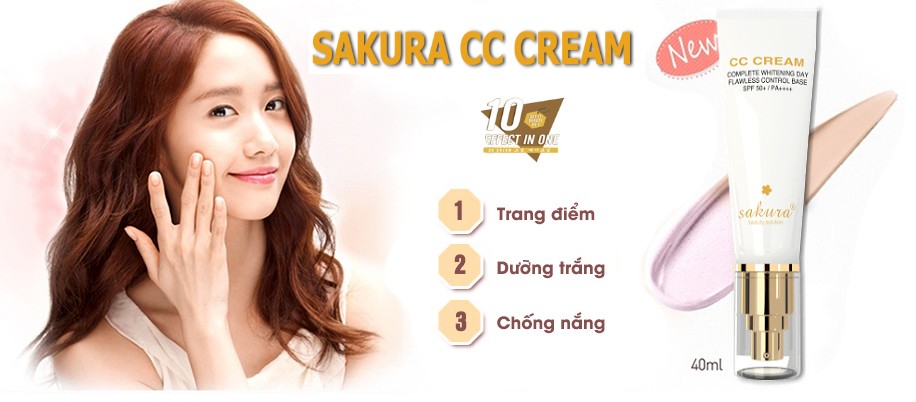 Kem trang điểm Sakura CC Cream 40gram có giá là 900.000 VNĐ