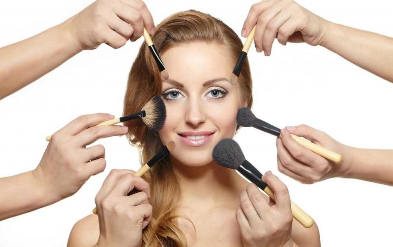 Học Make up và làm tóc giúp bạn có thêm nhiều cơ hội công việc