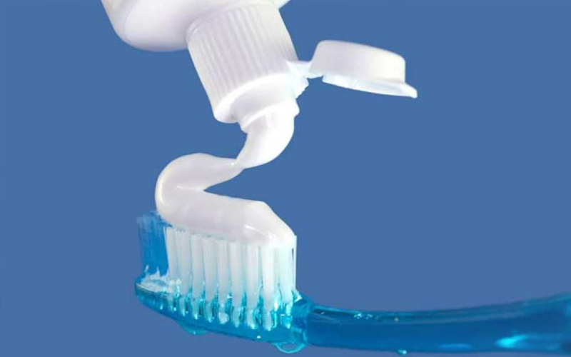 Kem đánh răng có nhiều công dụng tiện ích trong cuộc sống