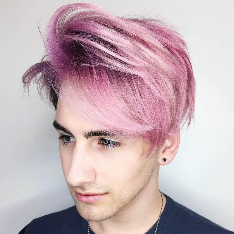 Sở hữu tóc màu hồng khói ánh tím sẽ có được vẻ ngoài cá tính và độc đáo